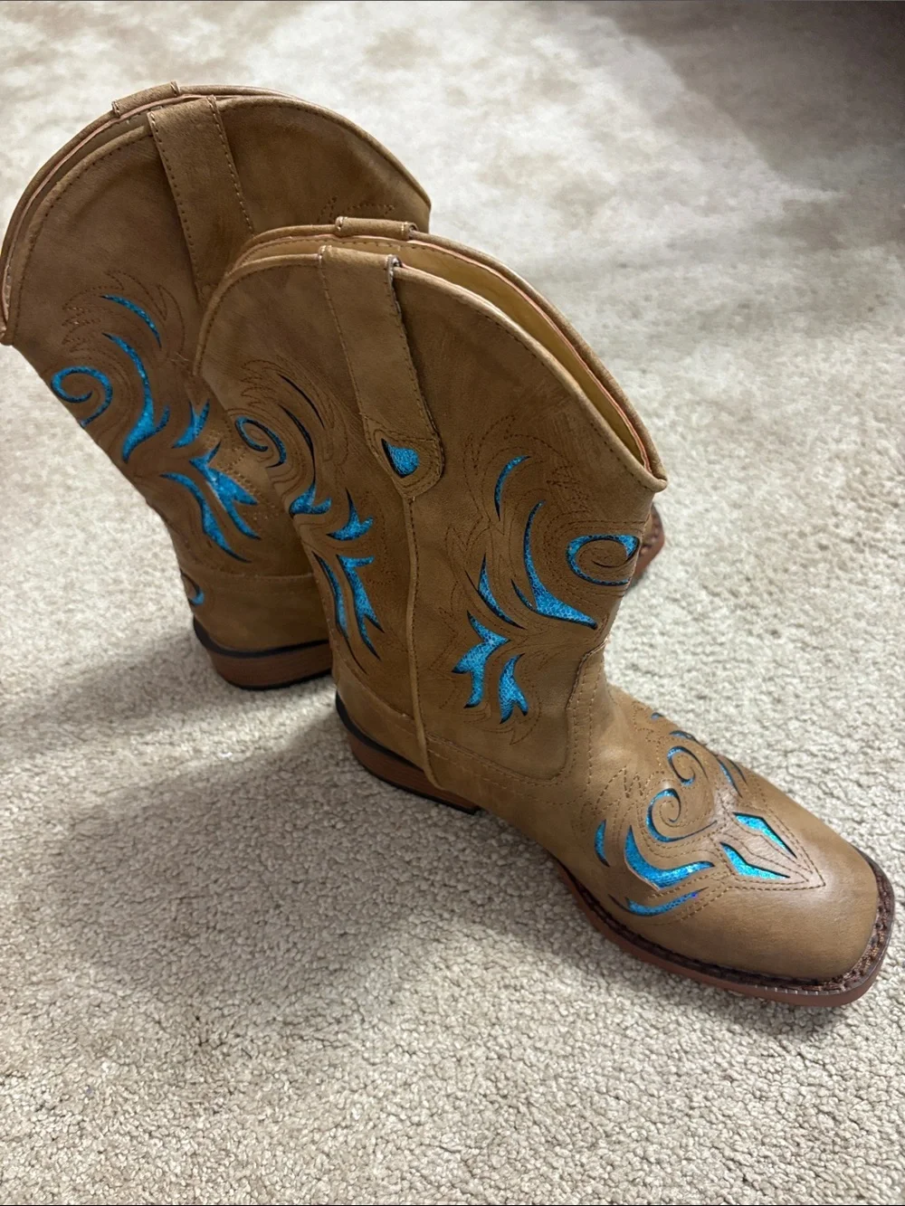 Roper Tan Girls Western Boots with Sparkly Turquoise Insets - Picture 1 of 4